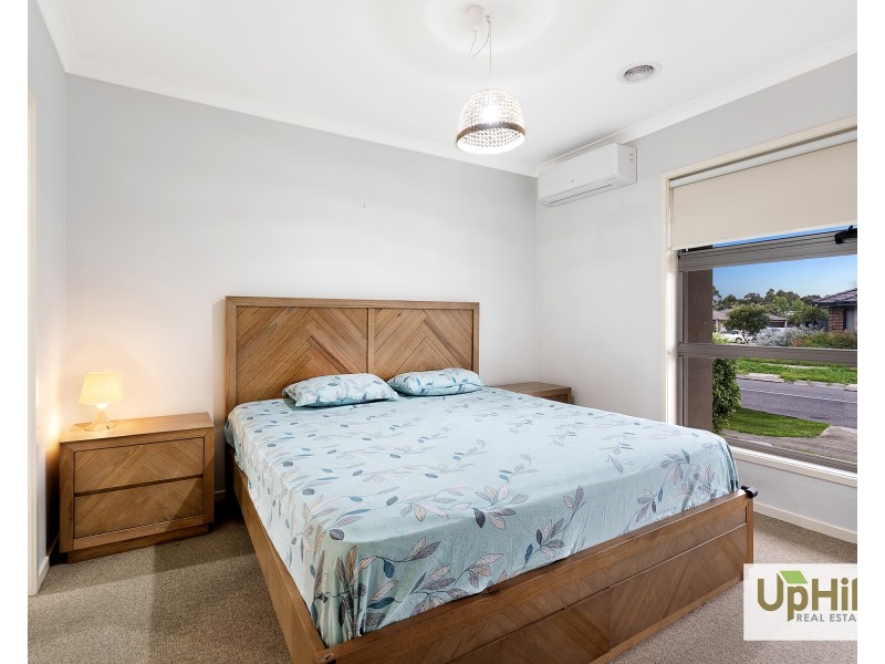 11 Timble Way, Clyde North VIC 3978
