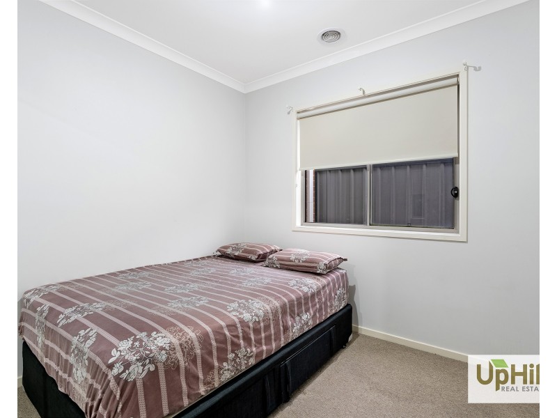 11 Timble Way, Clyde North VIC 3978