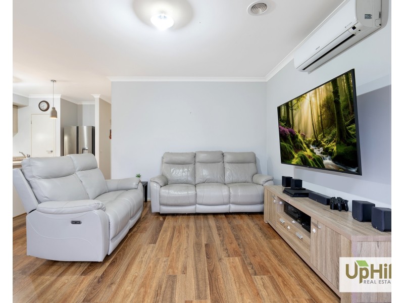 11 Timble Way, Clyde North VIC 3978