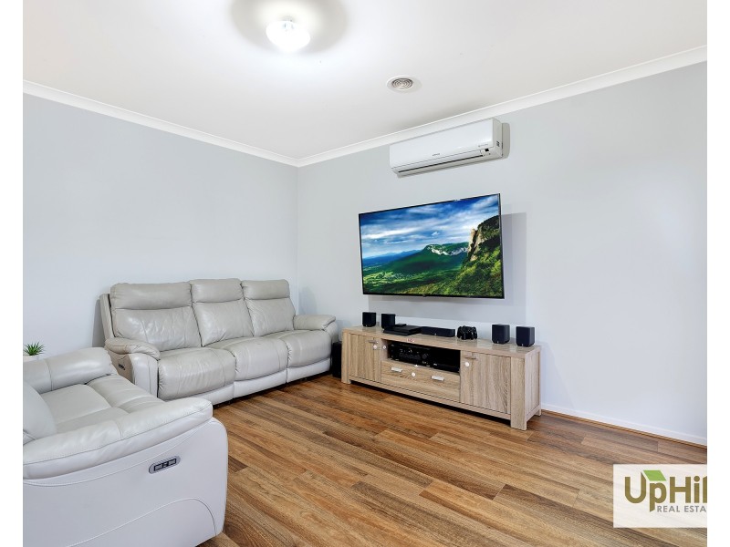 11 Timble Way, Clyde North VIC 3978