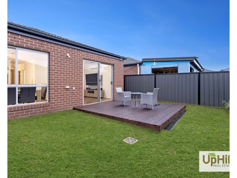 11 Timble Way, Clyde North VIC 3978
