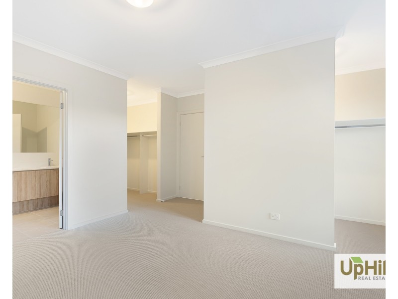 8 Trapani Street, Clyde VIC 3978