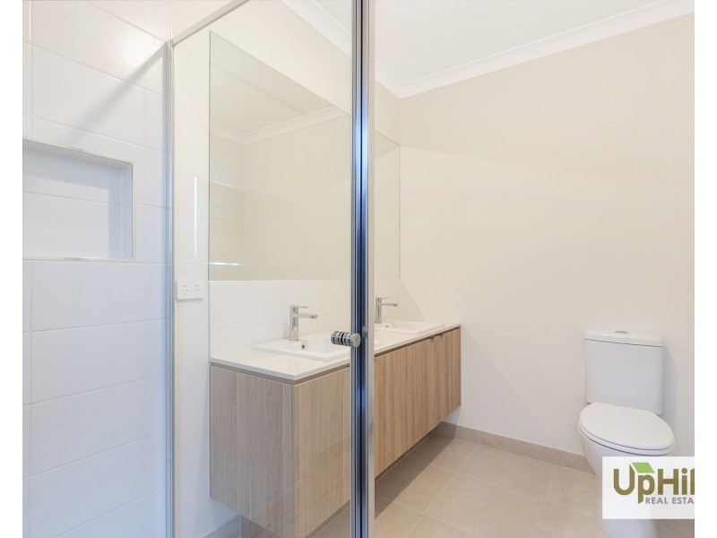 8 Trapani Street, Clyde VIC 3978