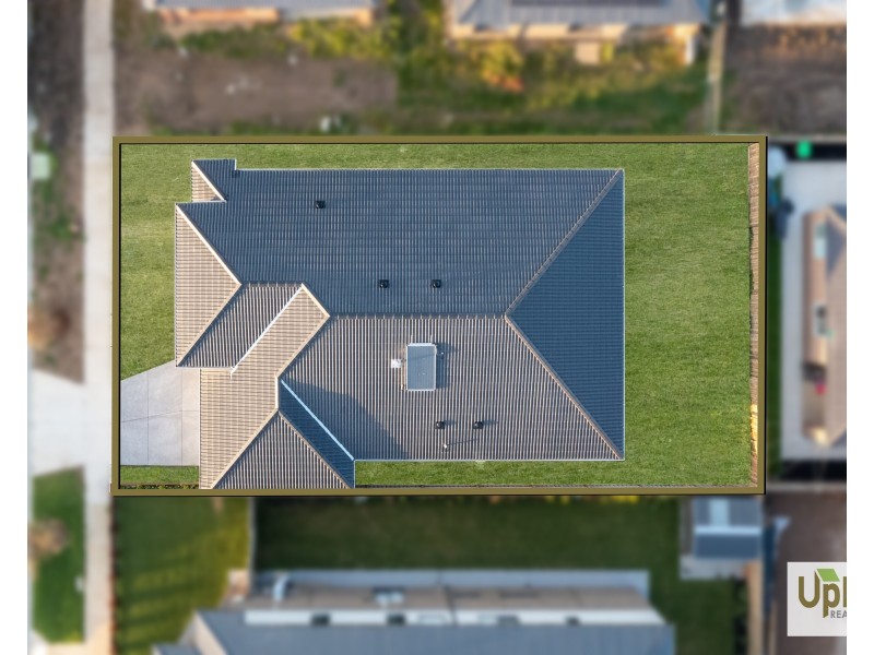 8 Trapani Street, Clyde VIC 3978