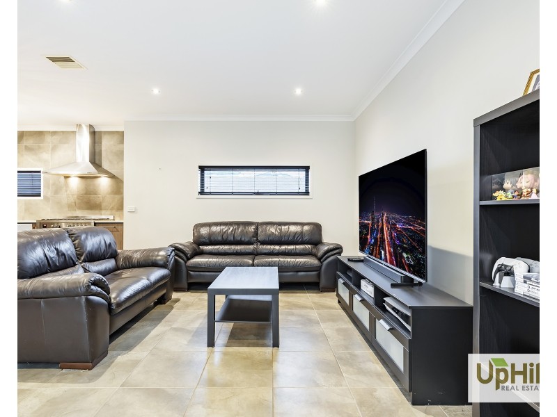 37 Kosciuszko Circuit, Clyde VIC 3978