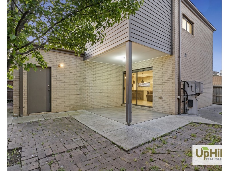 37 Kosciuszko Circuit, Clyde VIC 3978