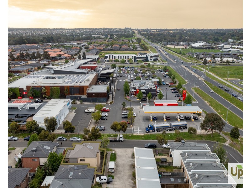 37 Kosciuszko Circuit, Clyde VIC 3978