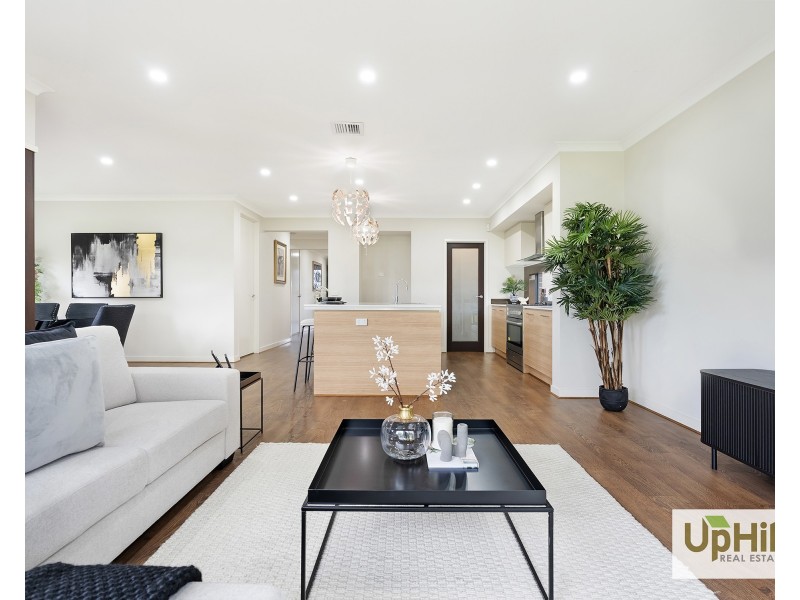 3 Cheval Place, Clyde North VIC 3978