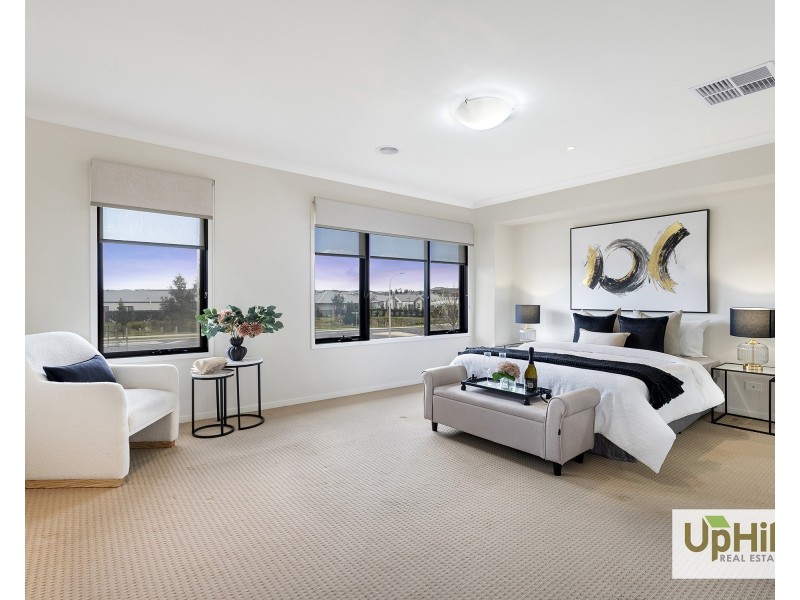 3 Cheval Place, Clyde North VIC 3978