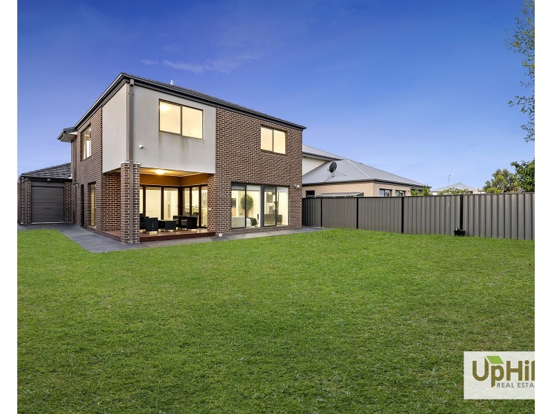 3 Cheval Place, Clyde North VIC 3978
