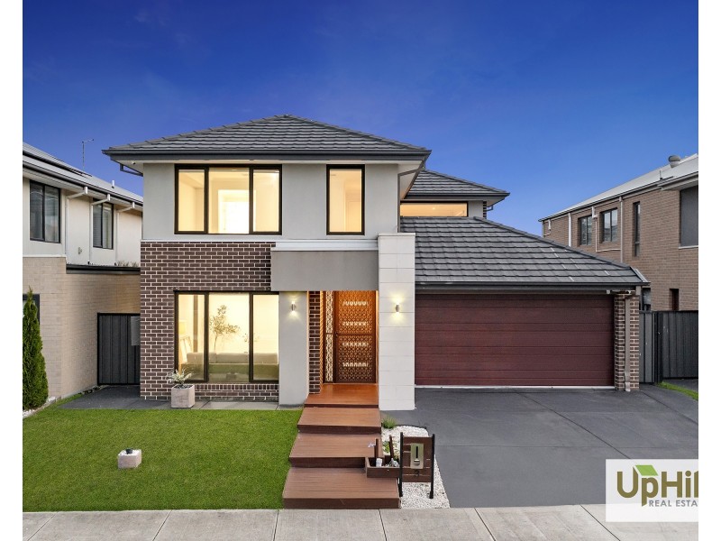 3 Cheval Place, Clyde North VIC 3978