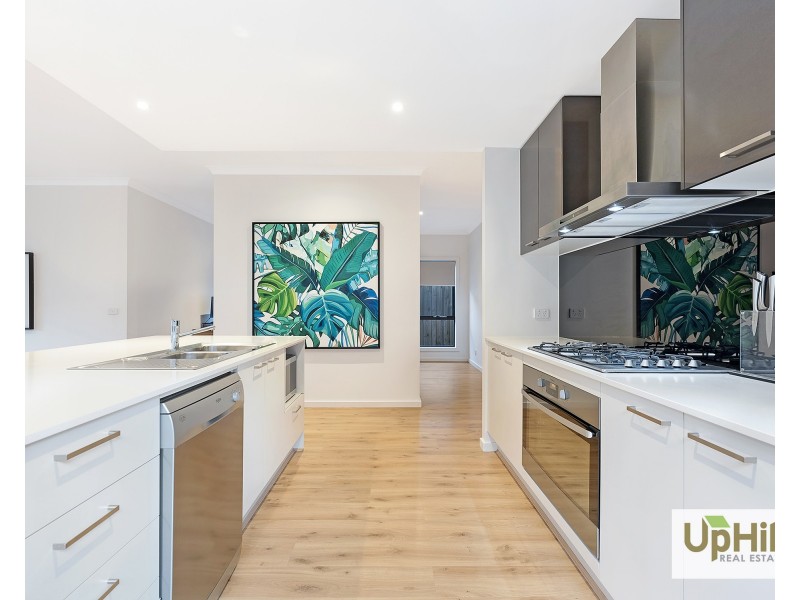 26 Blackhazel Crescent, Clyde North VIC 3978