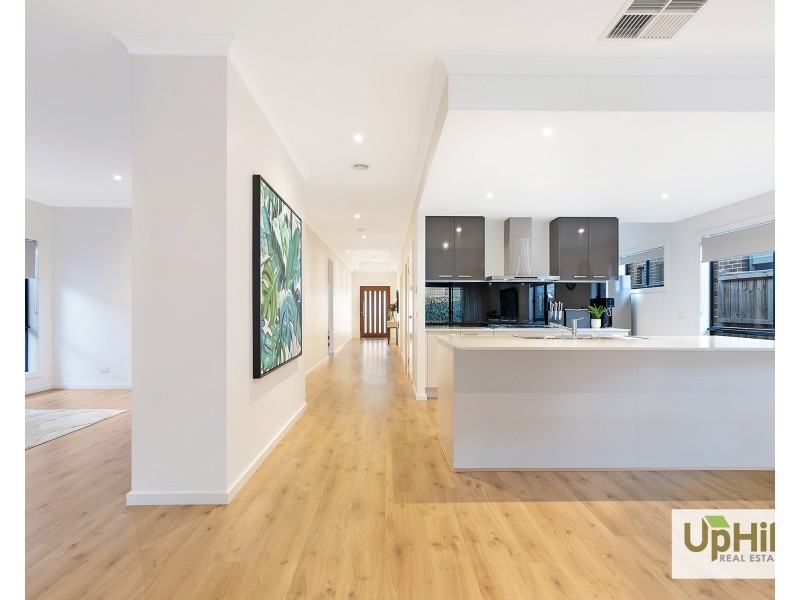 26 Blackhazel Crescent, Clyde North VIC 3978