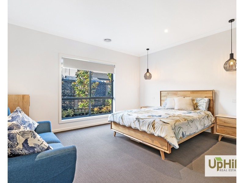 26 Blackhazel Crescent, Clyde North VIC 3978