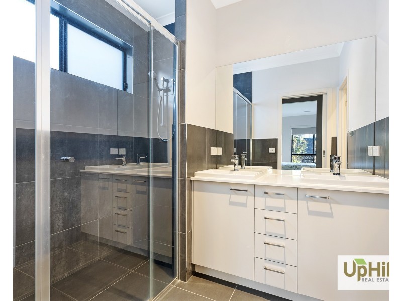 26 Blackhazel Crescent, Clyde North VIC 3978