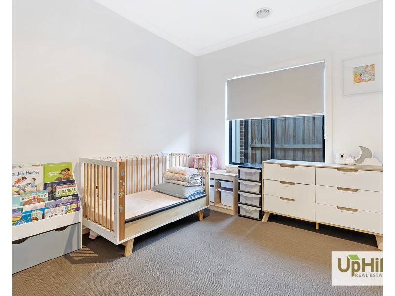 26 Blackhazel Crescent, Clyde North VIC 3978