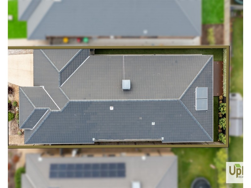 26 Blackhazel Crescent, Clyde North VIC 3978