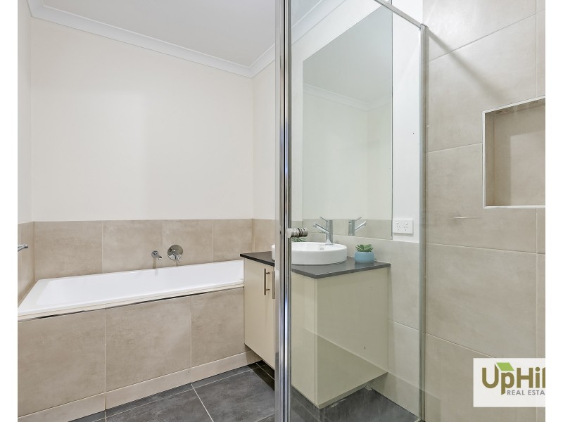 95 Timbertop Boulevard, Officer VIC 3809