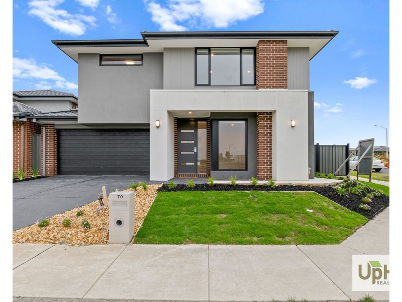 70 Yaralla circuit, Clyde VIC 3978