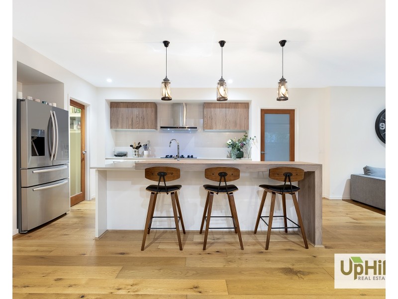 43 Bernardins Street, Clyde North VIC 3978