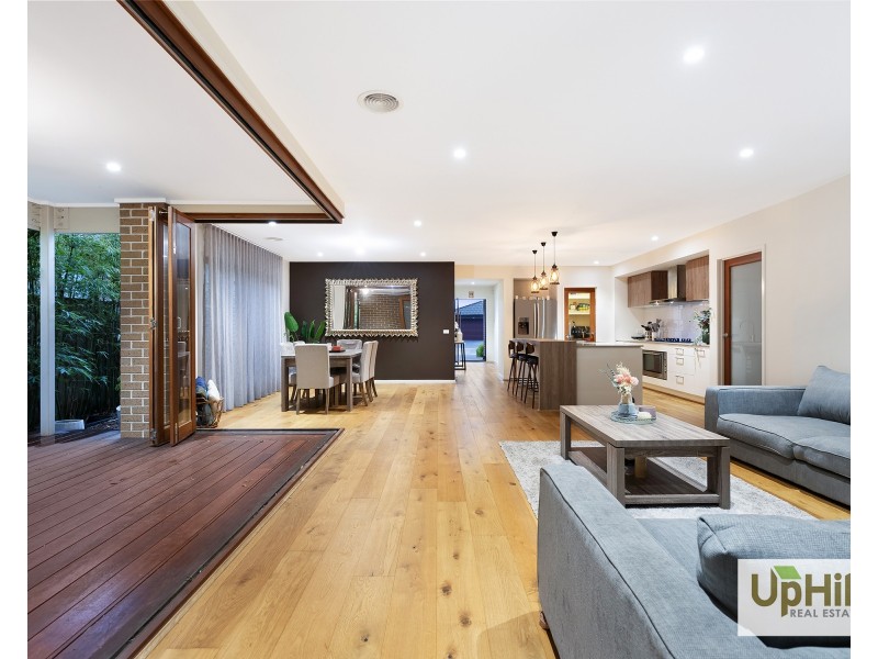 43 Bernardins Street, Clyde North VIC 3978