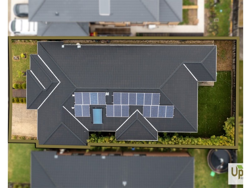 43 Bernardins Street, Clyde North VIC 3978