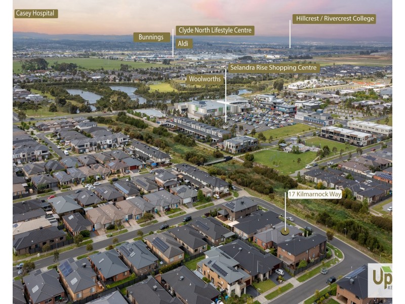 17 Kilmarnock Way, Clyde North VIC 3978