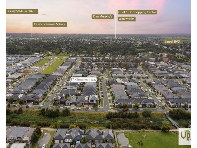 17 Kilmarnock Way, Clyde North VIC 3978