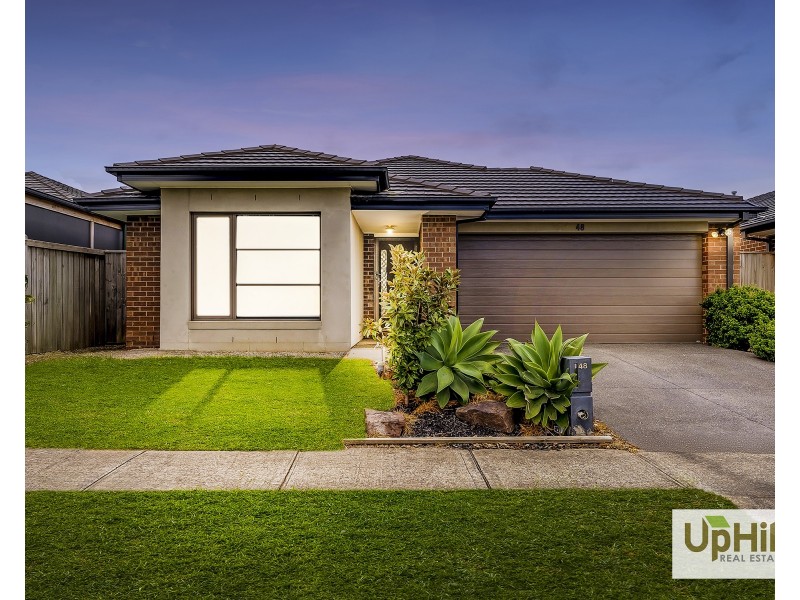 48 Adrian Street, Cranbourne East VIC 3977