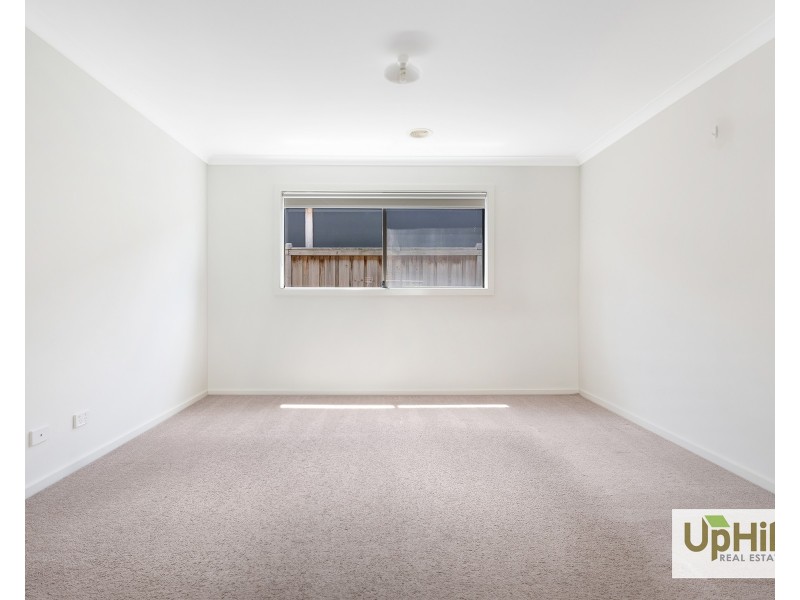 48 Adrian Street, Cranbourne East VIC 3977