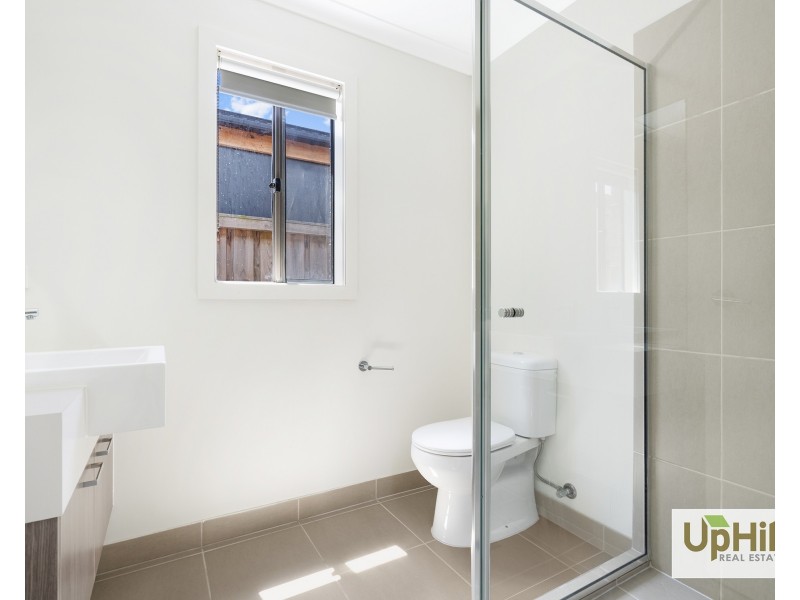 48 Adrian Street, Cranbourne East VIC 3977