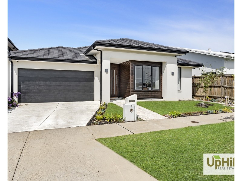 6 Lensing Street, Clyde North VIC 3978