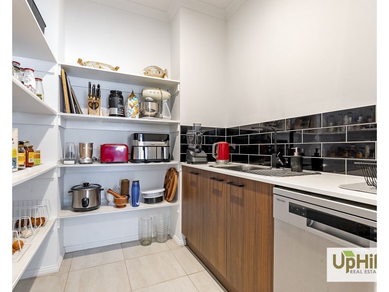 6 Lensing Street, Clyde North VIC 3978