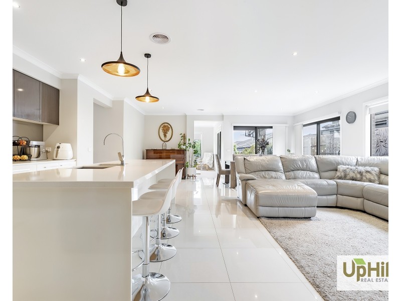 31 Goldsborough Drive, Officer VIC 3809