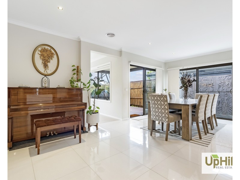 31 Goldsborough Drive, Officer VIC 3809