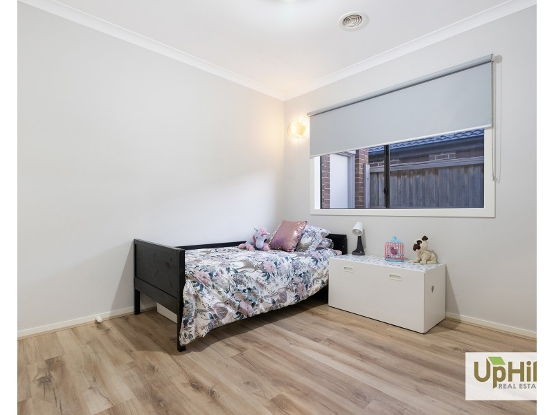 42 Macumba Drive, Clyde North VIC 3978