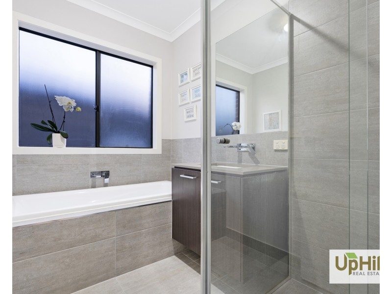 42 Macumba Drive, Clyde North VIC 3978