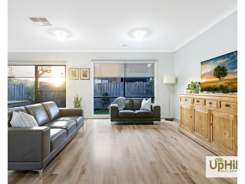 42 Macumba Drive, Clyde North VIC 3978