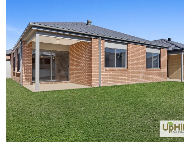 141 Riverland Road, Clyde VIC 3978