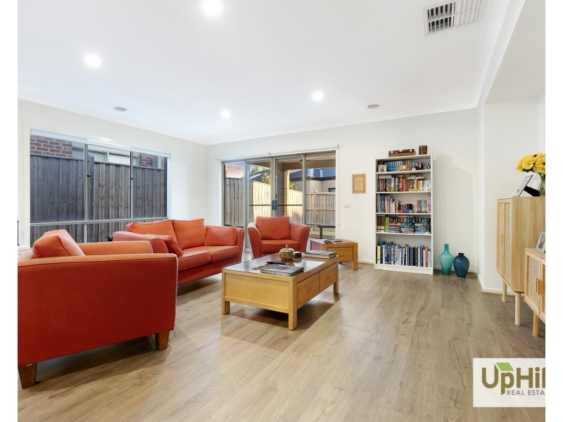 7 Fuji Street, Clyde North VIC 3978