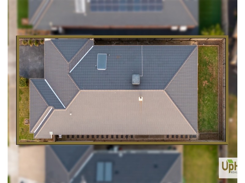 7 Fuji Street, Clyde North VIC 3978