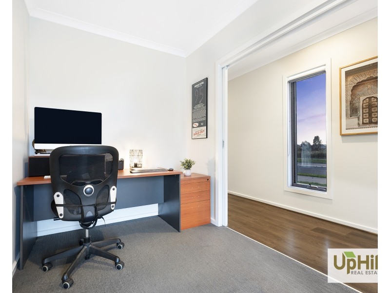 5 Tadpole Lane, Clyde North VIC 3978