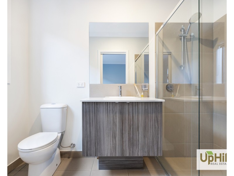 5 Tadpole Lane, Clyde North VIC 3978