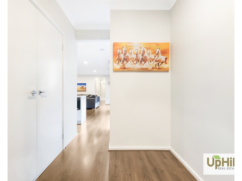 5 Tadpole Lane, Clyde North VIC 3978