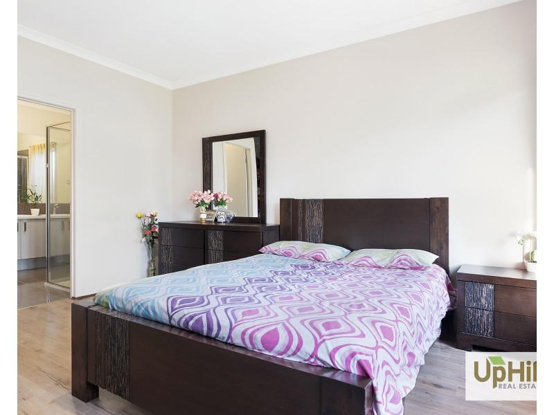 25 Wheelwright Street, Clyde North VIC 3978