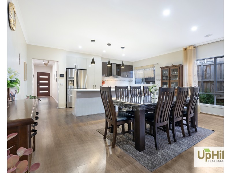 25 Wheelwright Street, Clyde North VIC 3978