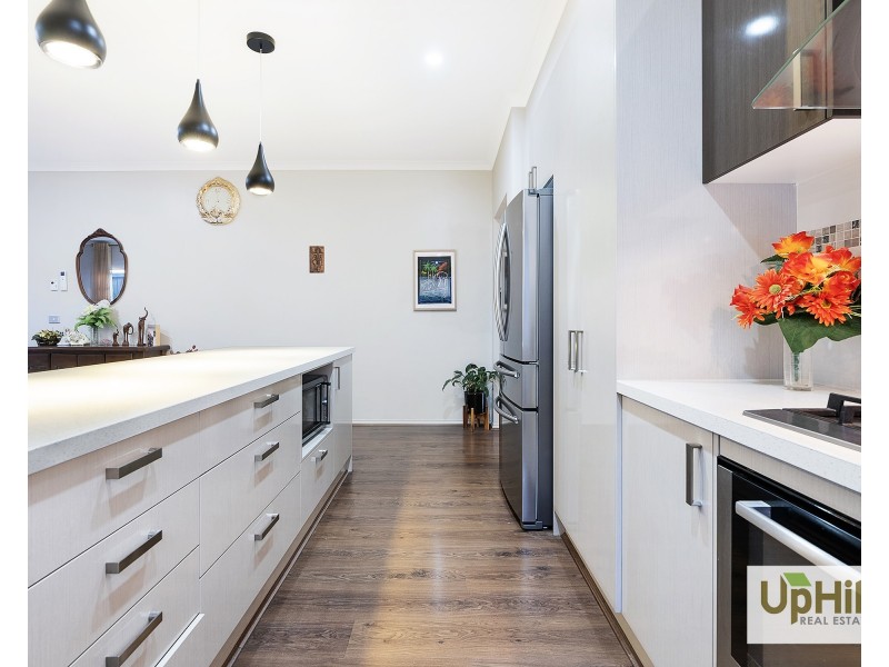 25 Wheelwright Street, Clyde North VIC 3978