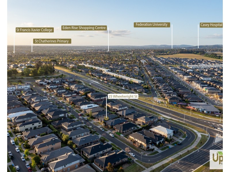 25 Wheelwright Street, Clyde North VIC 3978