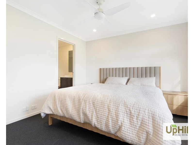 14 Honeybrook Lane, Clyde VIC 3978