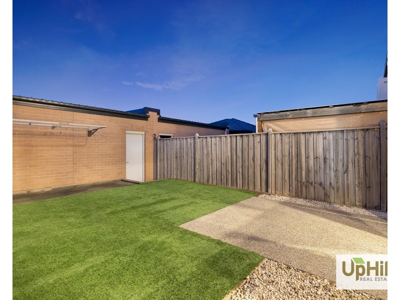 14 Honeybrook Lane, Clyde VIC 3978